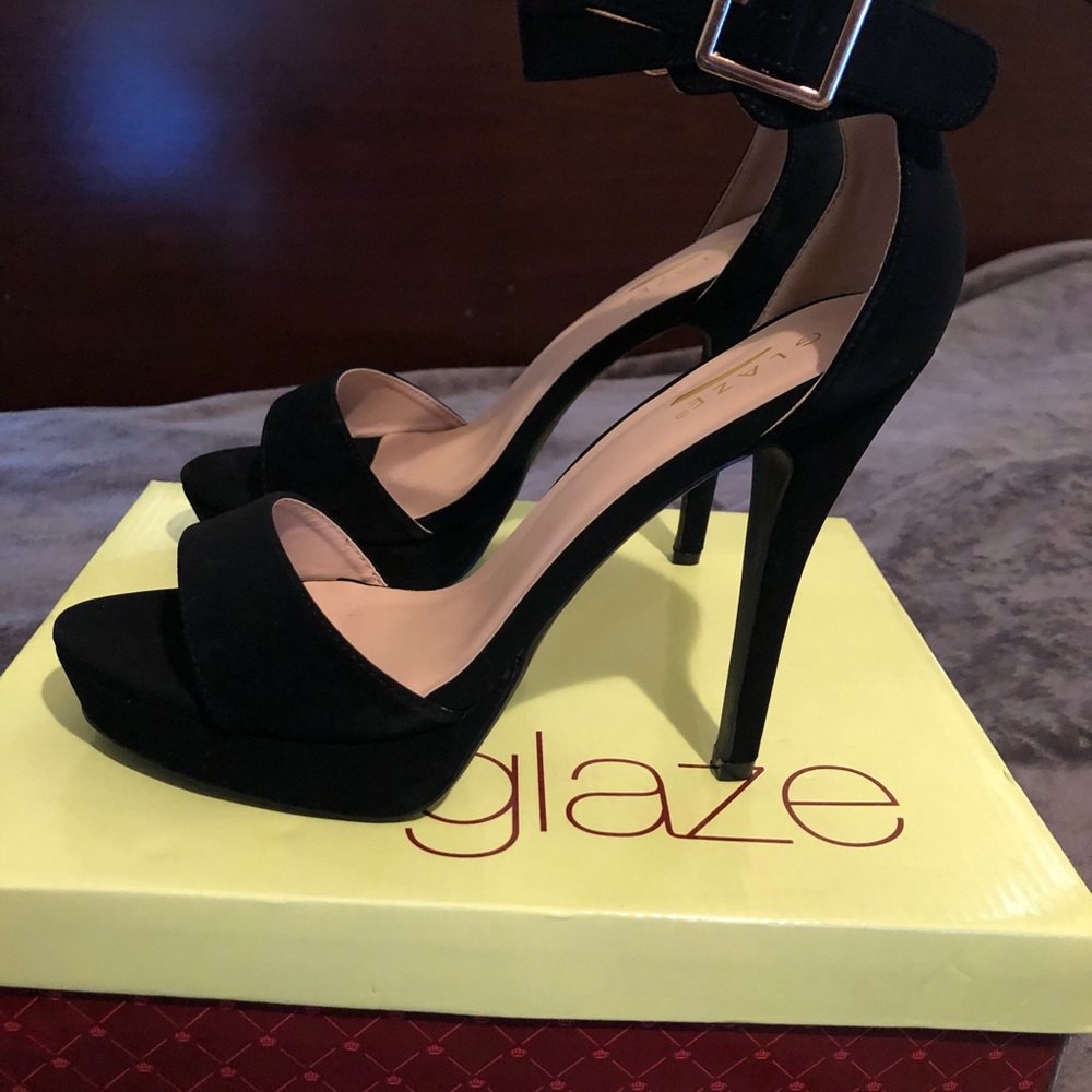 Black platform high heel